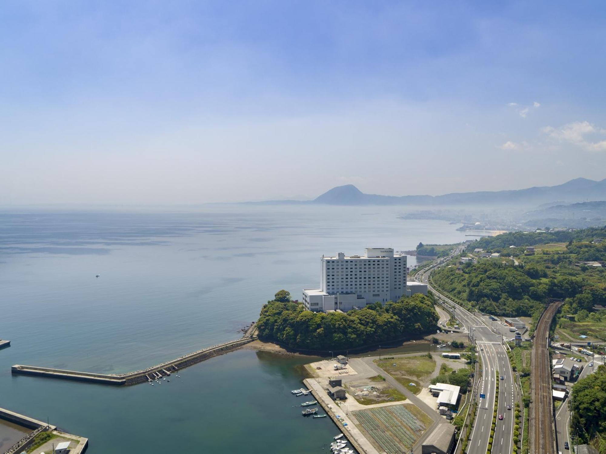 Grand Mercure Beppu Bay Resort & Spa Exteriör bild