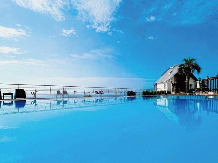 Grand Mercure Beppu Bay Resort & Spa Exteriör bild